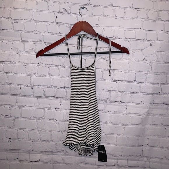 Forever 21 Tops - BRAND NWT Forever 21 Heart Hips Striped top sz M